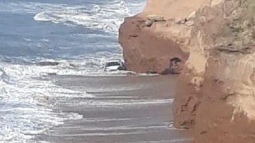 El propietario quiso darle arranque empujándolo.