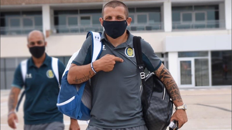 Emiliano Vecchio se perderá el partido con Lanús pero quiere estar en el clásico.