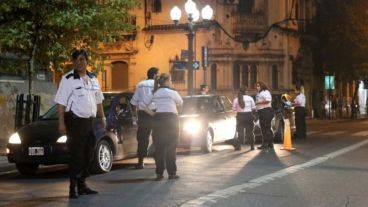 No sólo se restringirá el tránsito de vehículos sino la circulación en todas sus formas.