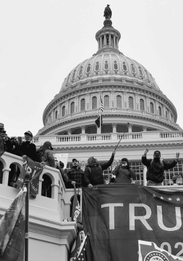 El fin de los intermediarios: la toma del Capitolio en EE.UU. y la revolución digital