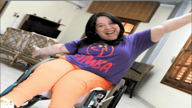 Desde que obtuvo su certificado oficial de profesora, Nives participó en diferentes clases hasta que en 2020, por su cuenta, empezó a entrenar a un grupo de alumnas por Google Meet.