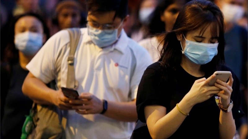 La transmisión de las personas sin síntomas representa más de la mitad de todos los casos.  