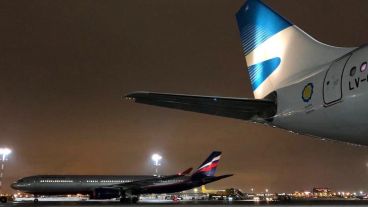 El vuelo de Aerolíneas llega este sábado a Buenos Aires.