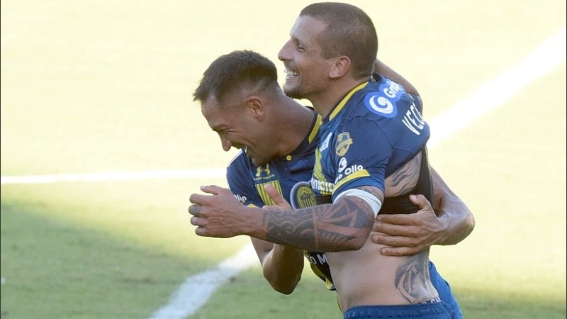 Rosario Central enfrenta a Vélez en la final de la fase Complementación