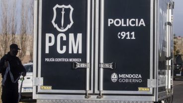 Los investigadores indicaron que la mujer presentaba “heridas y golpes”.