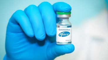 El gobierno retomó las negociaciones para la compra de vacunas Pfizer.
