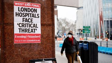 La nueva variante es entre 50% y 70% más contagiosa.