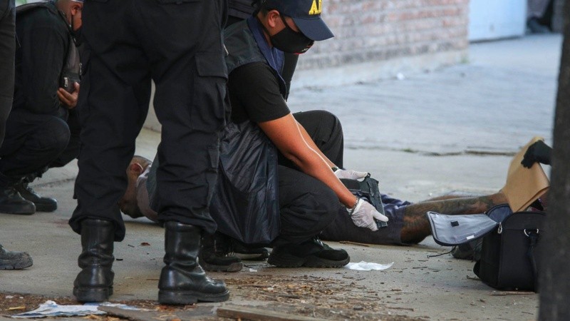 El arma del hombre detenido.