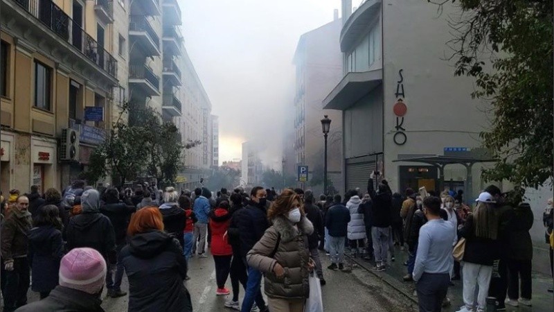 Imágenes posteriores a la explosión en un edificio de Madrid