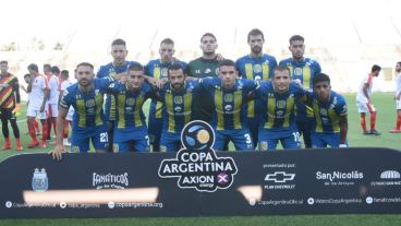 Los once titulares que paró el Kily en San Nicolás.