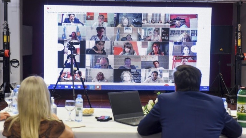 El ministro Trotta encabezó el encuentro educativo.