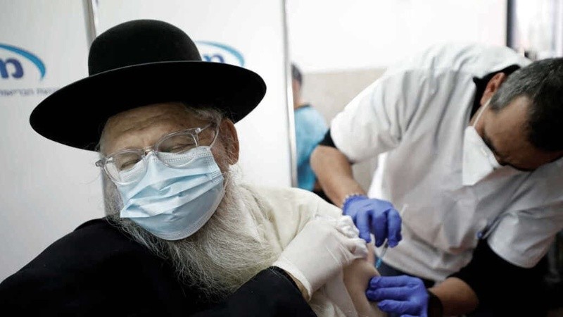  Israel lleva a cabo una ambiciosa campaña de vacunación. 