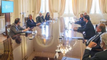 El acuerdo entre el gobierno y las cámaras de frigoríficos, carnicerías y supermercados se llevó a cabo en el Salón Eva Perón de la Casa Rosada.