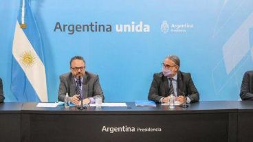 Los ministros Kulfas y Basterra presidieron el anuncio oficial de la rebaja de precios de la carne