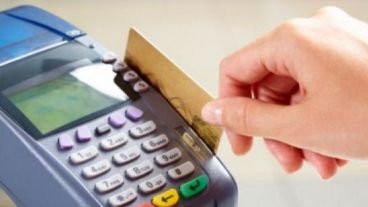 También se registró un fuerte aumento del uso de las tarjetas prepagas, del 402,1% en 2020, impulsado, fundamentalmente, por la tarjeta AlimentAR.