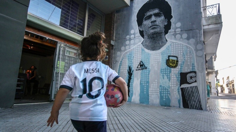 El mural con la figura de Diego en su etapa del Mundial 86. 