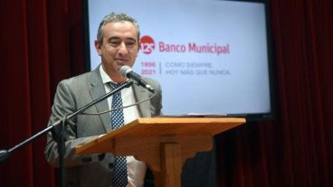El intendente Pablo Javkin presidió los actos por el 125 aniversario del Banco Municipal