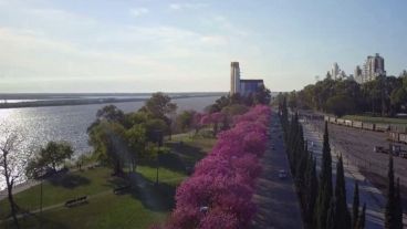 Entre los destinos provinciales más elegidos este verano se encuentran las ciudades de Rosario con el 37% del total de visitantes nacionales.