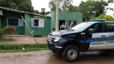 Agentes locales y federales llegaron al domicilio indicado en el envío.