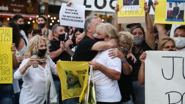 Familiares de víctimas, unidos en el dolor y en el reclamo de justicia.