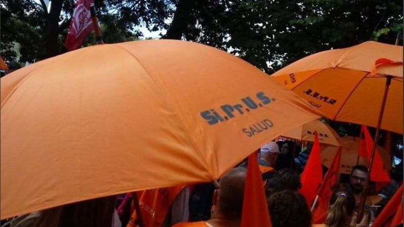 Según el Indec, el salario mínimo, vital y móvil debe ser de 95 mil pesos.