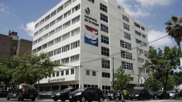 La joven se descompensó en medio de la fiesta y se encuentra grave.