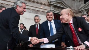 “Con profundo pesar supe de la muerte de Carlos Saúl Menem", escribió Alberto Fernández.