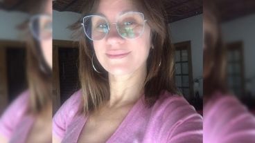 "Hasta que no se vacunen mis viejos no puedo permitirme vacunarme yo", dijo Nancy Dupláa.