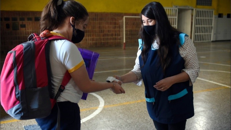 Padres y alumnos se activaron nuevamente este miércoles en los colegios de Rosario