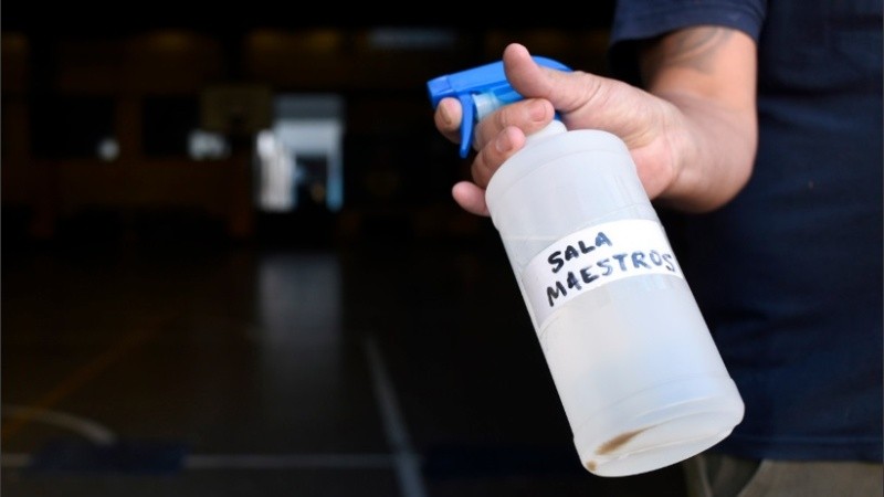 Padres y alumnos se activaron nuevamente este miércoles en los colegios de Rosario