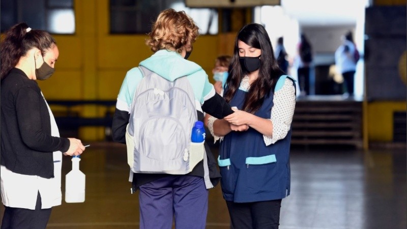 Padres y alumnos se activaron nuevamente este miércoles en los colegios de Rosario