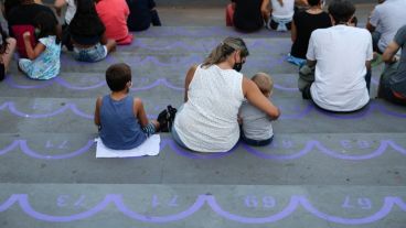 La ciudad mantiene los protocolos de cuidado y distanciamiento.