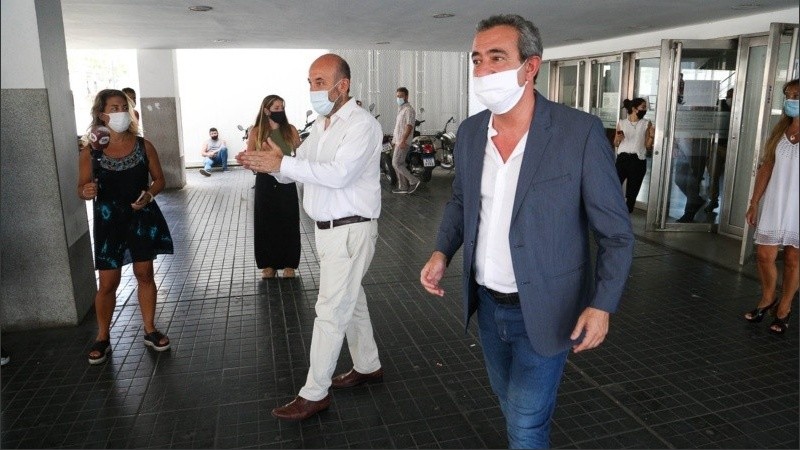 Caruana se refirió a los criterios de vacunación.