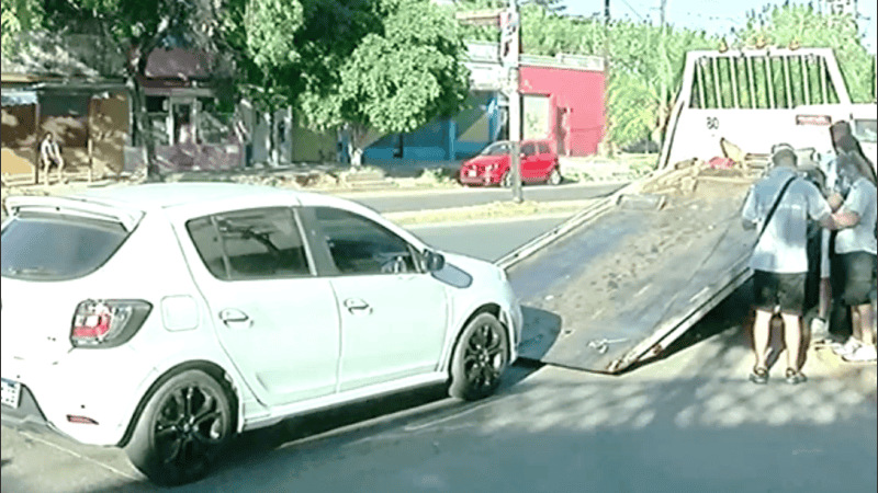 El joven reveló que en la noche del miércoles lo llamaron desde la empresa para decirle que podía trabajar.