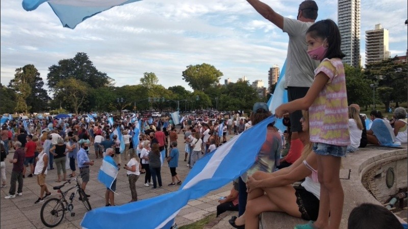 En Rosario, el epicentro fue el Monumento a la Bandera.