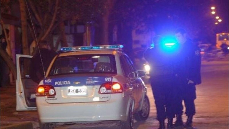 Personal policial le secuestró a los detenidos tres armas de distinto calibre. 