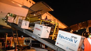 Con las últimas dosis que llegaron, se completará la vacunación del personal de salud y también de los mayores de 70..