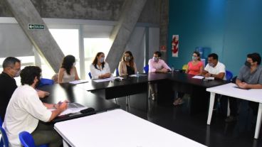 Autoridades de provincia y Nación se reunieron en el Acuario del río Paraná.