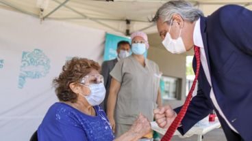Recorrió el espacio, saludó a los trabajadores y hasta sacó fotos.