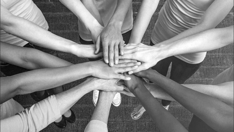   No es tiempo de divisiones ni parteaguas. Nos están matando cada vez más.