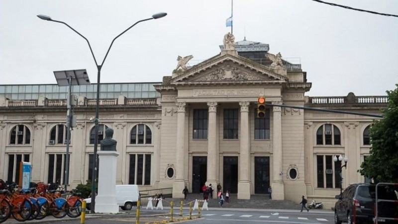 El curso está apuntado a médicos y trabajadores de la salud en general.