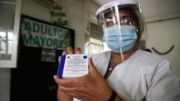 La vacunación en el refugio municipal de calle Grandoli este martes por la mañana.