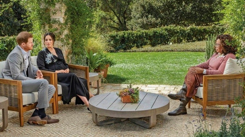 Pocos días después de que se publicara el video promocional, el Palacio de Buckingham anunció una investigación sobre el acoso de Meghan Markle.