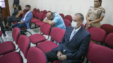 El ex jefe de Drogas Alejandro Druetta escuchando su condena a 10 años de prisión.