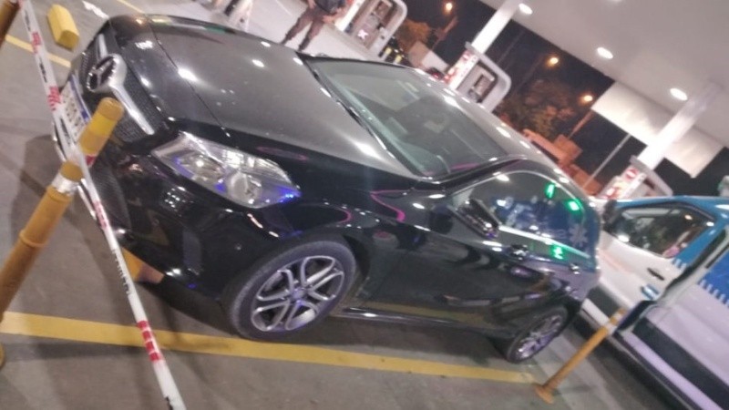 El vehículo quedó retenido en la estación para pericias después del brutal ataque.