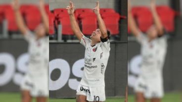 Con 36 años, la Pulga Rodríguez sigue marcando la diferencia.