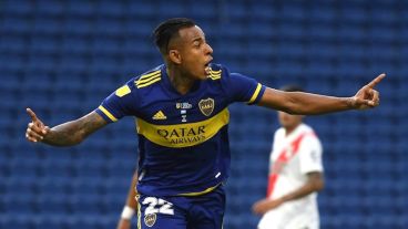 Villa celebra el 1-0.