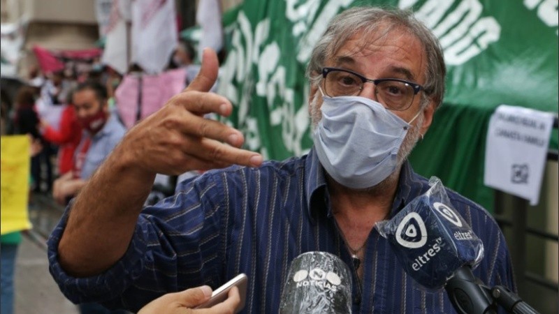 Terés negó que el conflicto docente responda a una interna sindical.