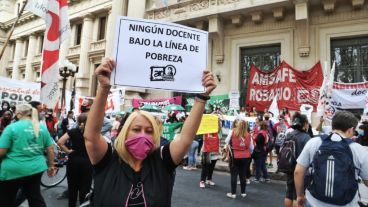 La protesta de Amsafé este lunes frente a Gobernación