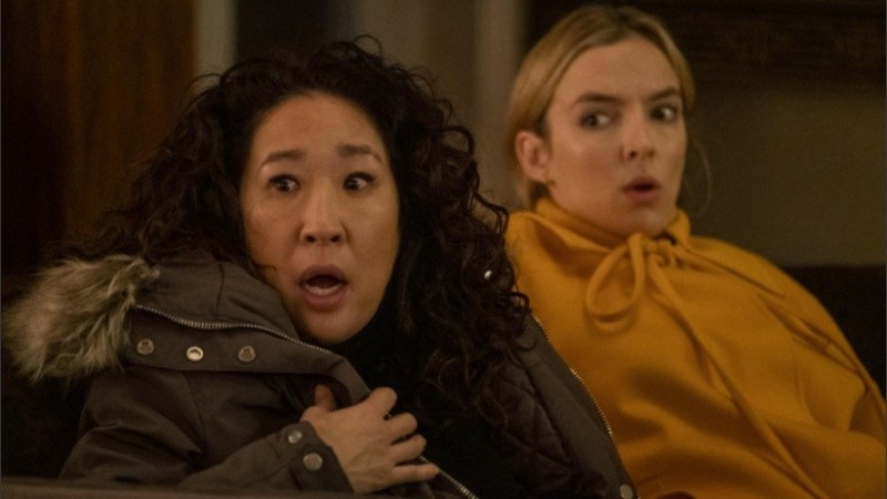 Las actrices Sandra Oh y Jodie Comer.